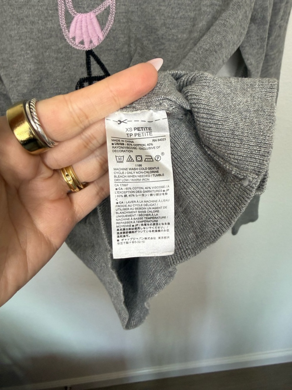 Banana Republic Gray Crewneck Sweater with Pink Flamingo - Picture 3 of 4